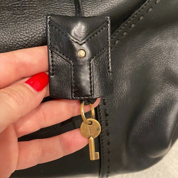 YSL YVES SAINT LAURENT MUSE --BLACK/GOLD HARDWARE - Picture 5 of 12